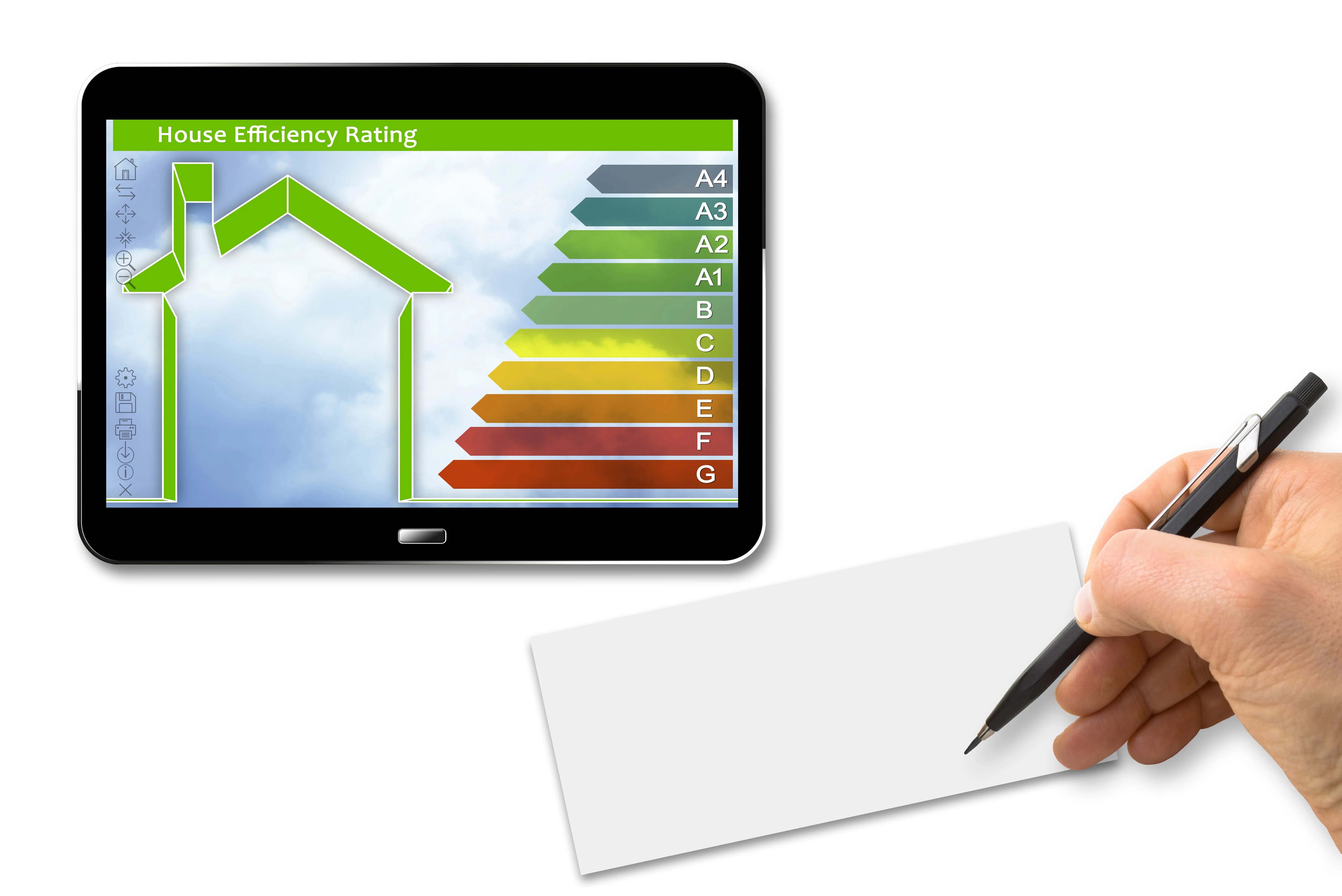 Draufsicht auf eine Hand, die einen Stift über Papier hält, neben einem digitalen Tablet vor weißem Hintergrund.